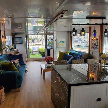 Jasmine Coral Jay Boutique Boatel Ocean Village Gibraltar Eksteriør billede
