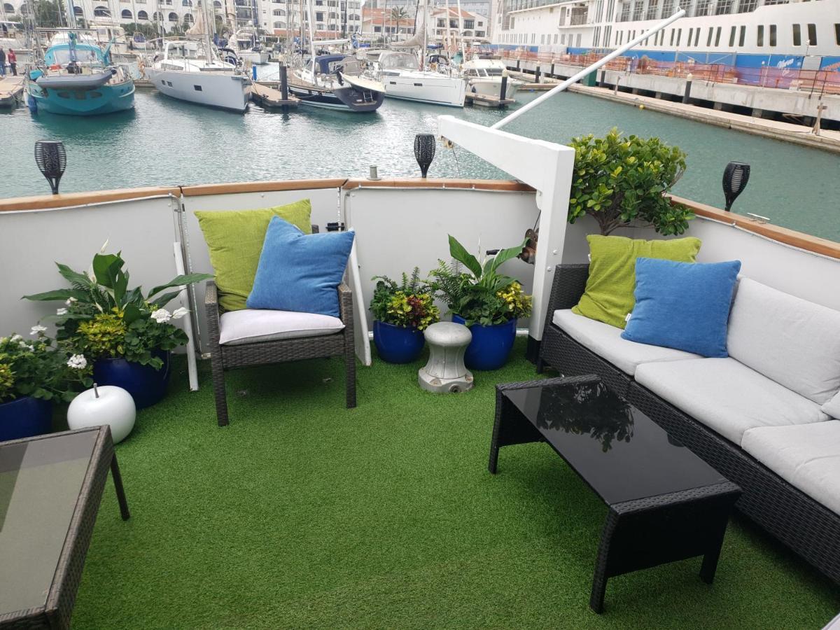 Jasmine Coral Jay Boutique Boatel Ocean Village Gibraltar Eksteriør billede