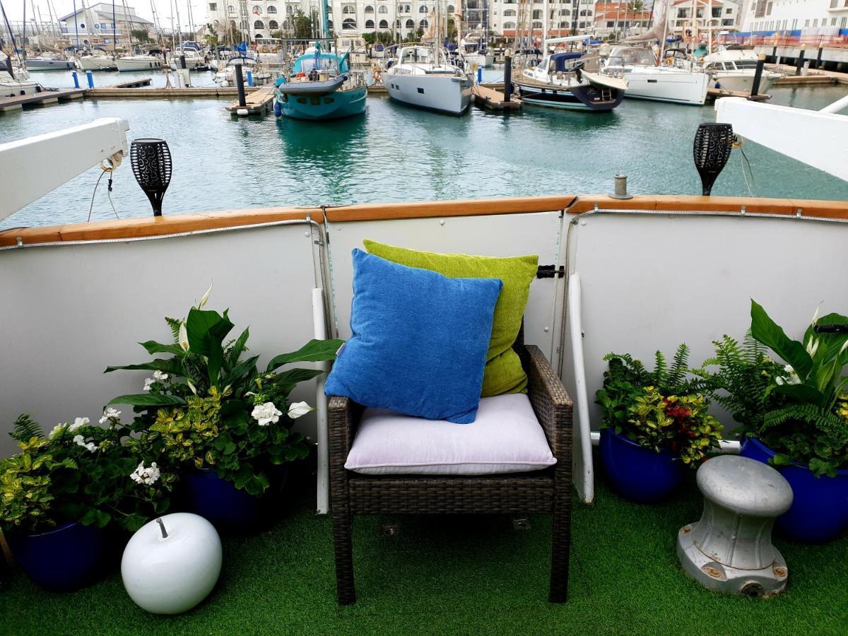 Jasmine Coral Jay Boutique Boatel Ocean Village Gibraltar Eksteriør billede