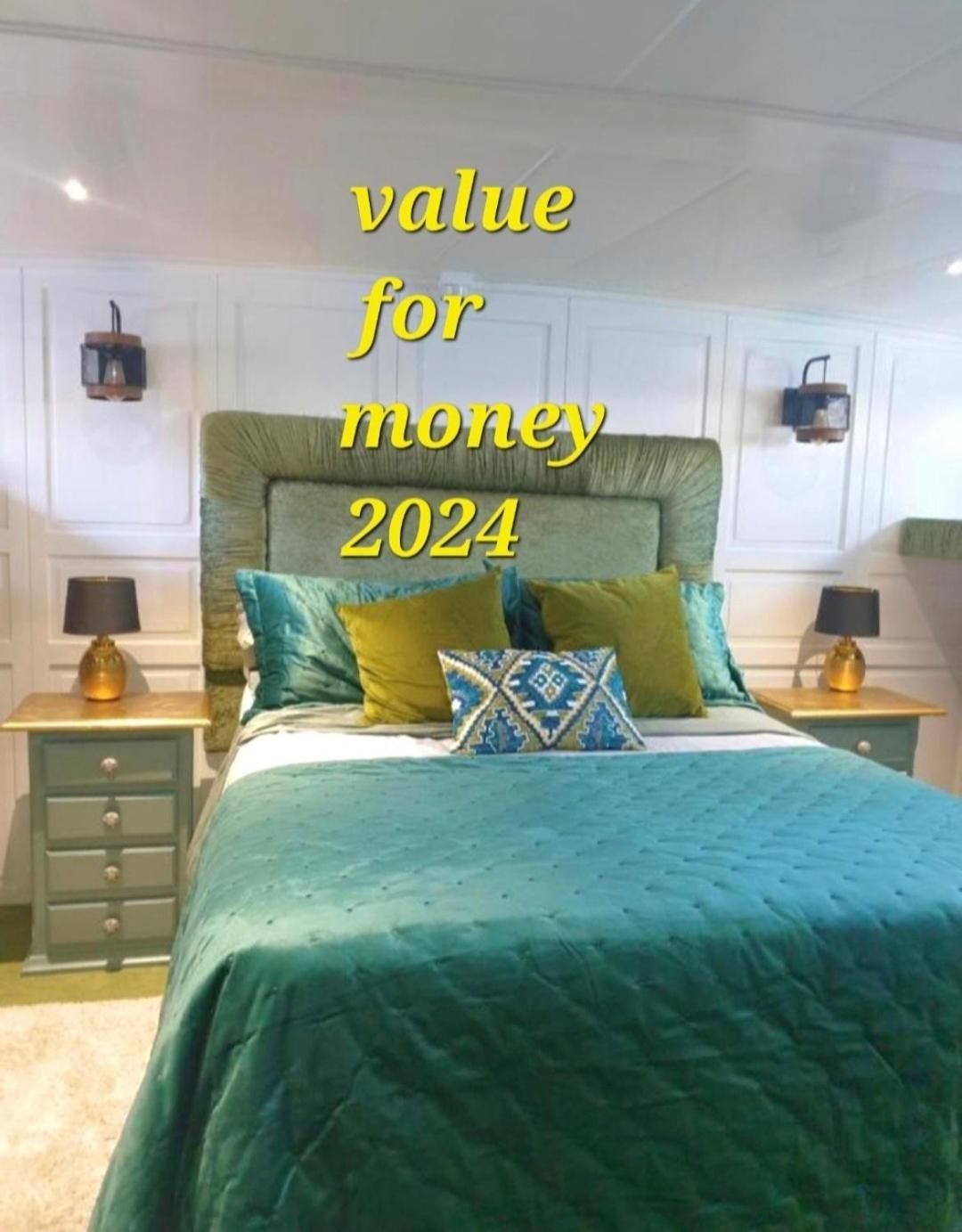 Jasmine Coral Jay Boutique Boatel Ocean Village Gibraltar Eksteriør billede