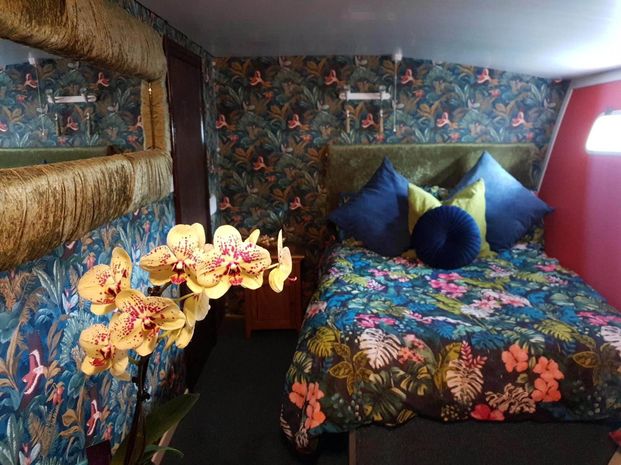 Jasmine Coral Jay Boutique Boatel Ocean Village Gibraltar Værelse billede
