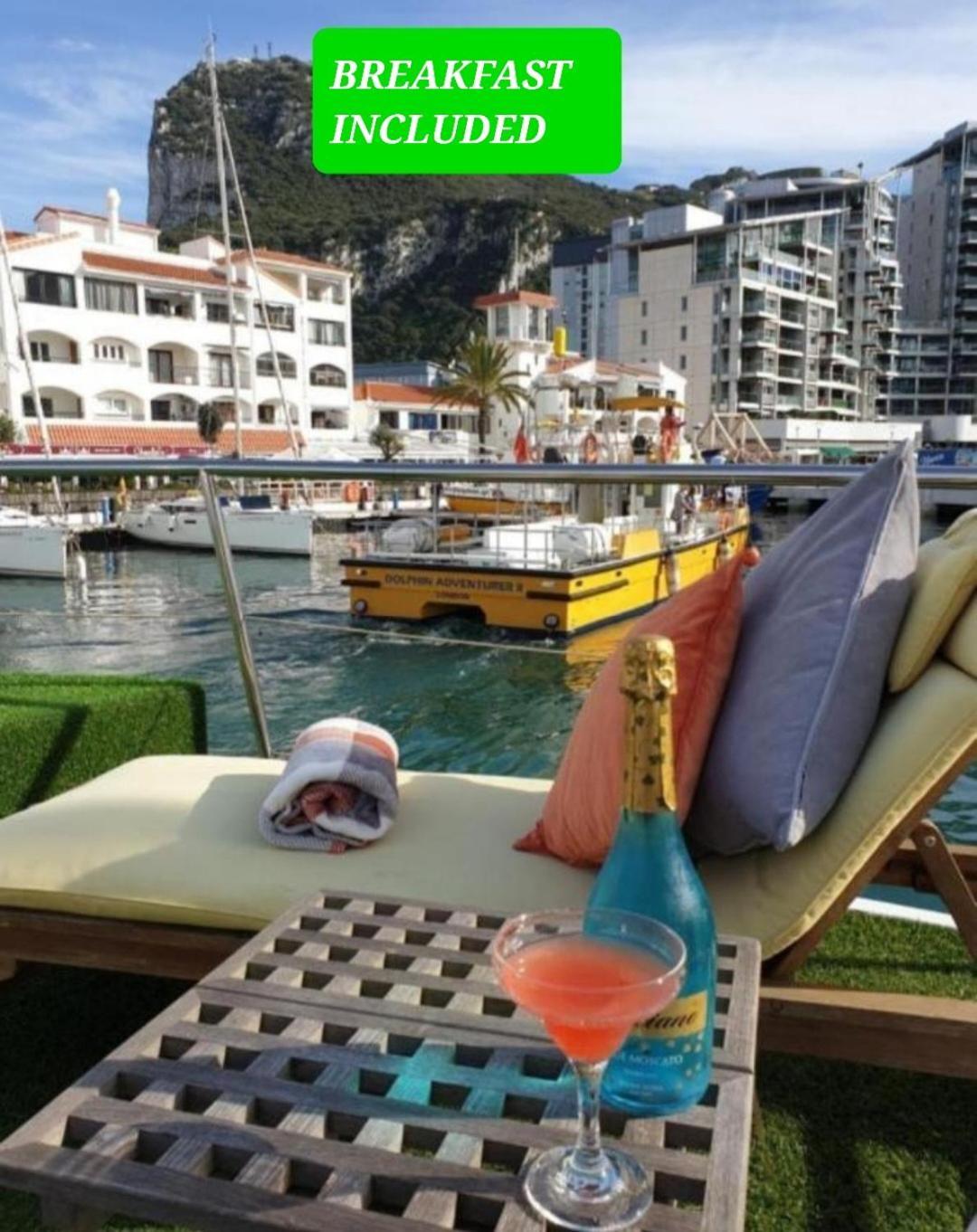 Jasmine Coral Jay Boutique Boatel Ocean Village Gibraltar Eksteriør billede