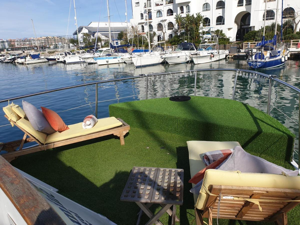 Jasmine Coral Jay Boutique Boatel Ocean Village Gibraltar Eksteriør billede